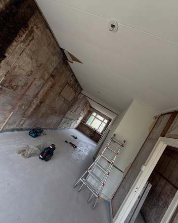 Plafond nog intact voor sloop